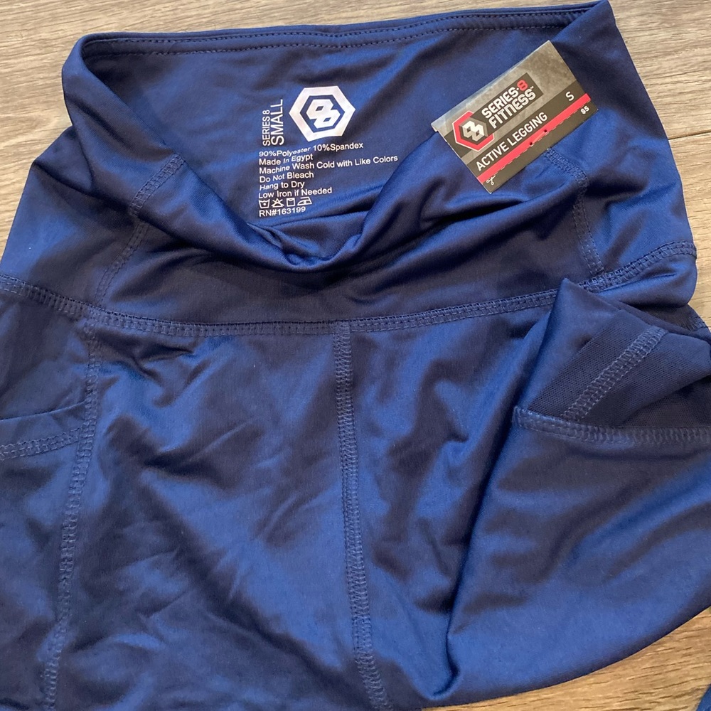 ACTIVE LEGGINGS BRAND NEW TAG STILL ON